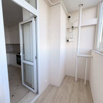 Продается 1-комнатная квартира, 40,4 м²