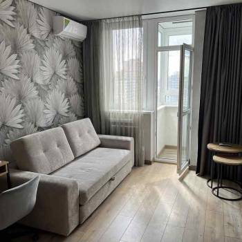 Сдается 1-комнатная квартира, 40 м²