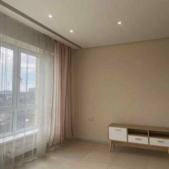 Сдается 2-х комнатная квартира, 76 м²