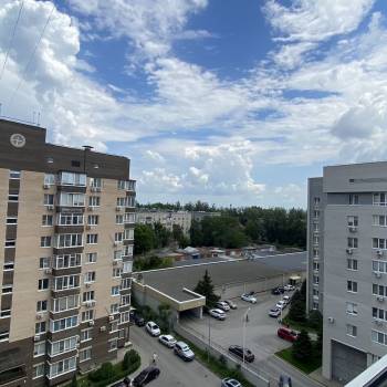Продается 1-комнатная квартира, 42 м²