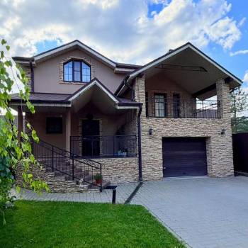 Продается Дом, 210 м²