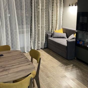 Сдается 1-комнатная квартира, 40 м²