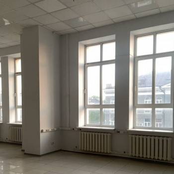 Сдается Нежилое помещение, 170 м²