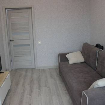 Продается 1-комнатная квартира, 39 м²