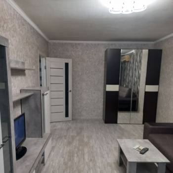 Сдается 1-комнатная квартира, 38 м²