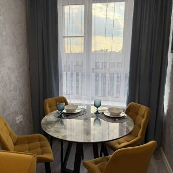 Сдается 1-комнатная квартира, 42 м²