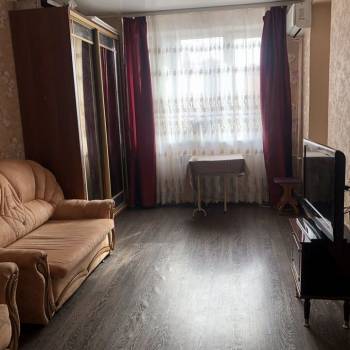 Сдается 2-х комнатная квартира, 42 м²