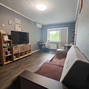 Продается 3-х комнатная квартира, 56 м²