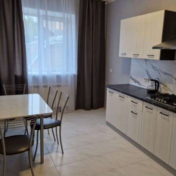 Сдается 1-комнатная квартира, 47 м²