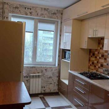 Сдается Многокомнатная квартира, 65 м²