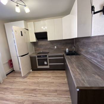 Сдается 1-комнатная квартира, 41 м²