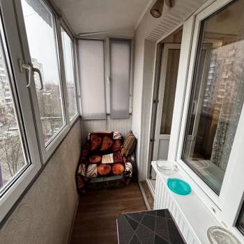 Продается Многокомнатная квартира, 60 м²