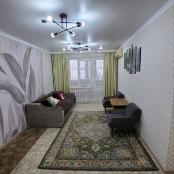 Сдается Многокомнатная квартира, 64 м²