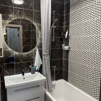 Продается 1-комнатная квартира, 36 м²