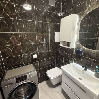 Продается 1-комнатная квартира, 36 м²