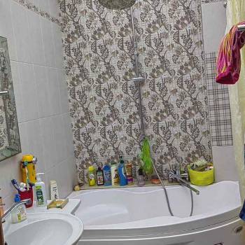 Сдается 2-х комнатная квартира, 80 м²