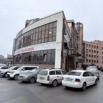 Сдается Нежилое помещение, 147 м²