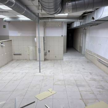 Сдается Нежилое помещение, 147 м²