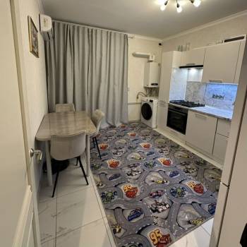 Сдается 2-х комнатная квартира, 56 м²