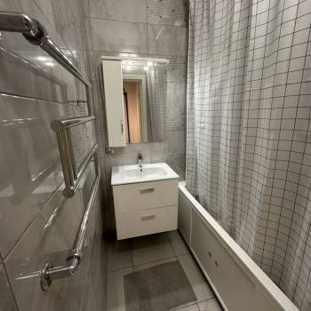 Сдается 2-х комнатная квартира, 56 м²