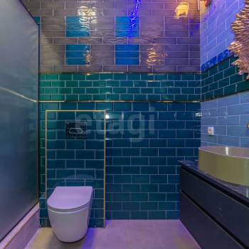 Сдается 2-х комнатная квартира, 81 м²
