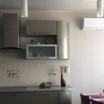 Сдается 1-комнатная квартира, 42 м²