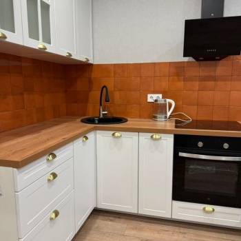 Сдается 1-комнатная квартира, 46 м²
