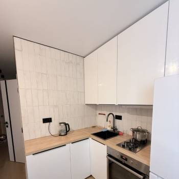 Продается 3-х комнатная квартира, 56 м²
