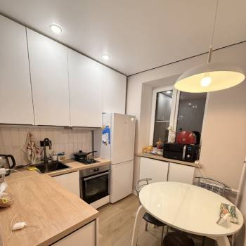 Продается 3-х комнатная квартира, 56 м²