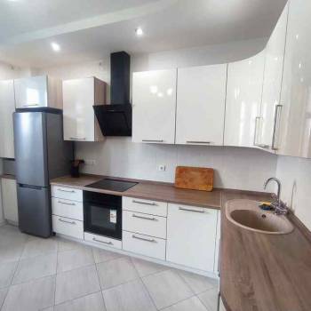 Сдается 1-комнатная квартира, 42 м²