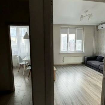 Сдается 1-комнатная квартира, 37,5 м²