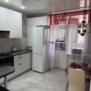Сдается 1-комнатная квартира, 41 м²