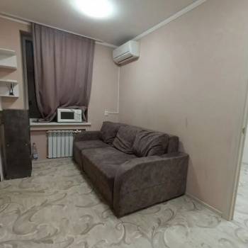 Продается 1-комнатная квартира, 32 м²