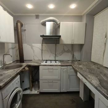 Продается 1-комнатная квартира, 32 м²