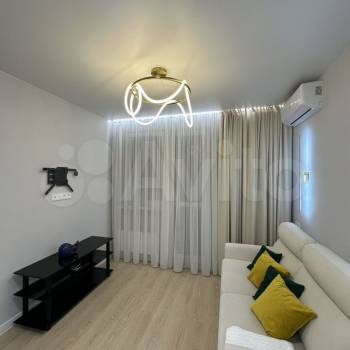 Сдается 1-комнатная квартира, 38 м²