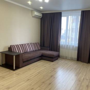 Сдается 1-комнатная квартира, 42,5 м²