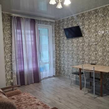 Сдается 1-комнатная квартира, 43 м²