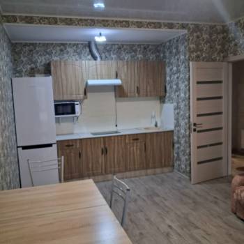 Сдается 1-комнатная квартира, 43 м²