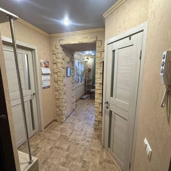 Продается 1-комнатная квартира, 37,3 м²