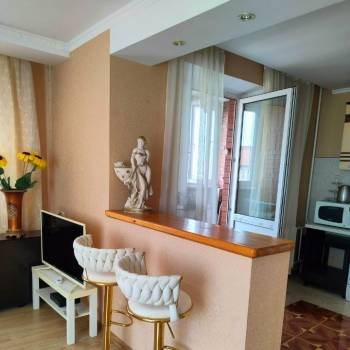 Сдается 2-х комнатная квартира, 65 м²