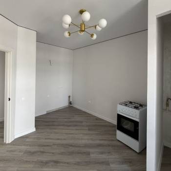 Продается 1-комнатная квартира, 35 м²