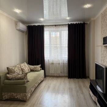 Сдается 1-комнатная квартира, 40 м²