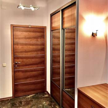 Сдается 2-х комнатная квартира, 97,5 м²