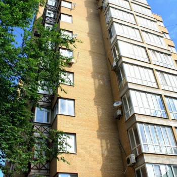 Сдается 2-х комнатная квартира, 97,5 м²