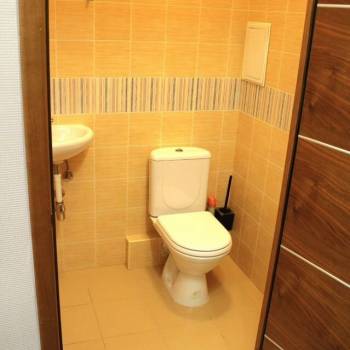 Сдается 2-х комнатная квартира, 97,5 м²