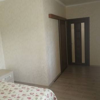 Сдается 2-х комнатная квартира, 80 м²