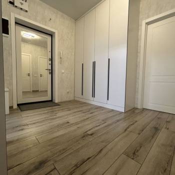 Продается 2-х комнатная квартира, 58 м²