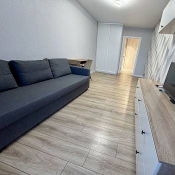 Сдается 1-комнатная квартира, 50 м²
