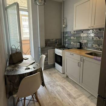 Сдается 1-комнатная квартира, 35 м²