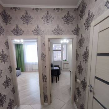 Сдается 1-комнатная квартира, 42 м²